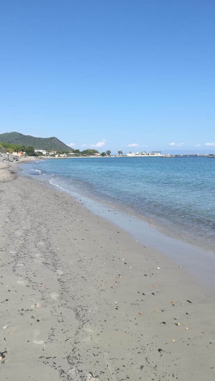 Villa Dolly Porto Columbu - Perd'E Sali Esterno foto